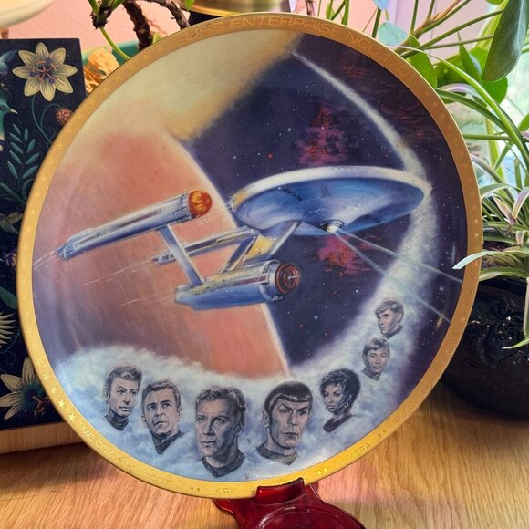 Star Trek USS Enterprise NCC1701 Commemorative Collector Plate - Picture 2 of 12